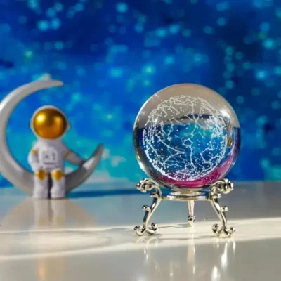 Bola de cristal constelaciones grabada